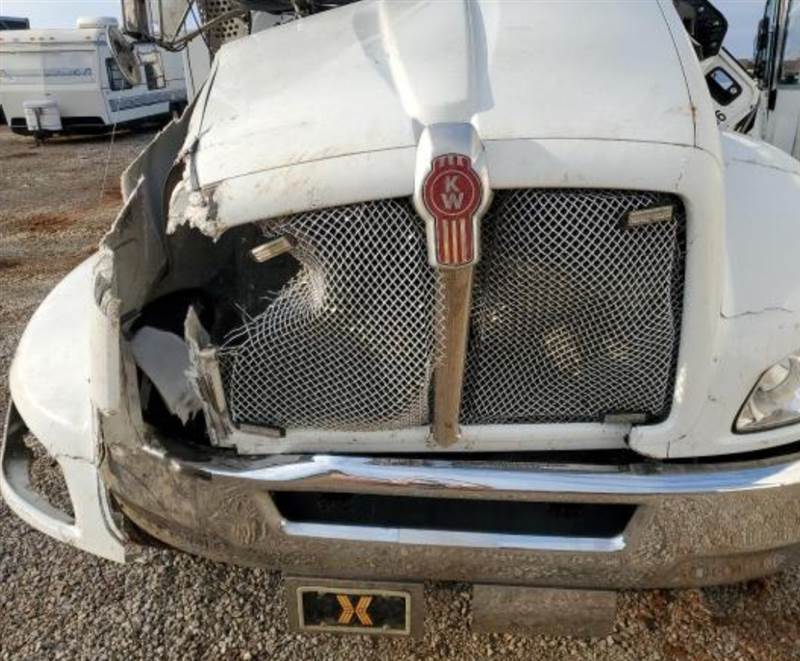 Truck Photo 5