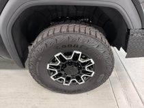 Truck Photo 7