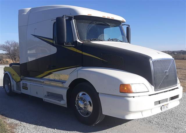 Truck Photo 4