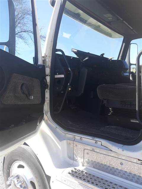 Truck Photo 13