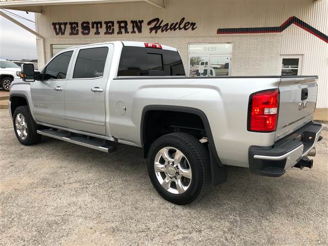 Truck Photo 8