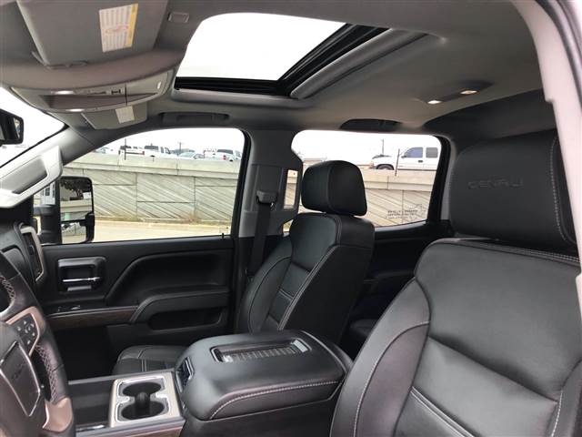 Truck Photo 18