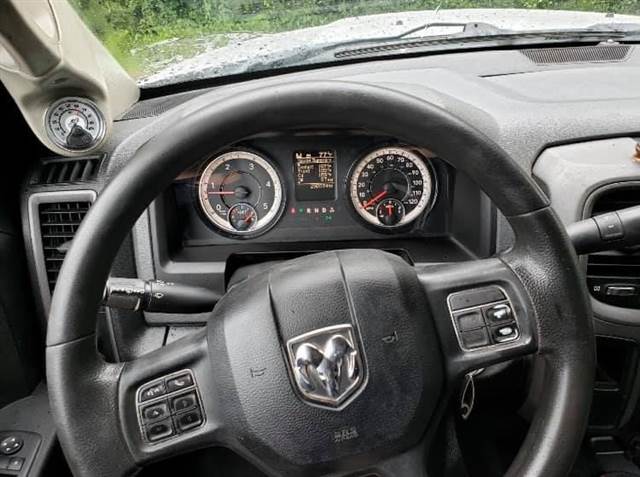 Truck Photo 16