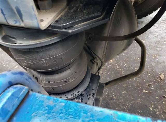 Truck Photo 9