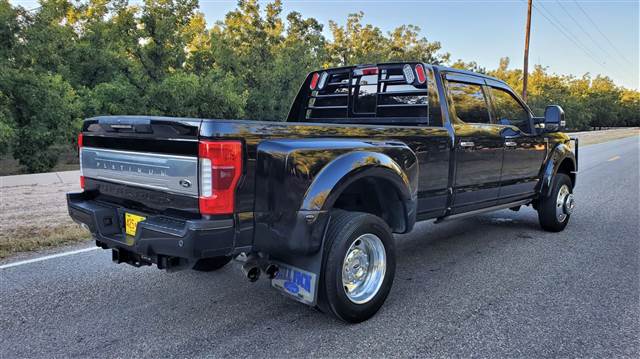 Truck Photo 9