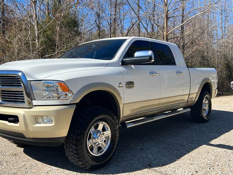 2011 Ram Laramie Longhorn