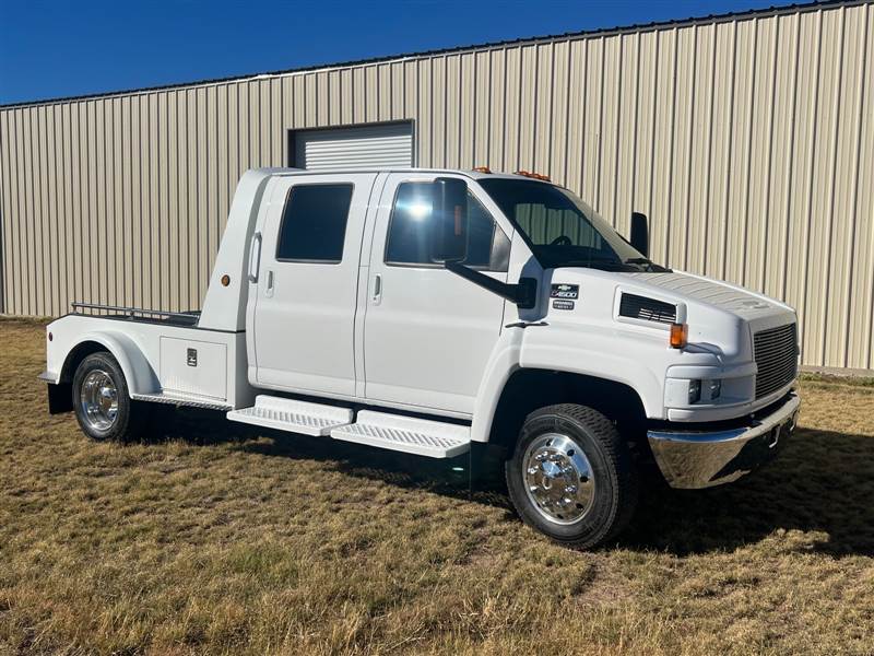 Truck Photo 8