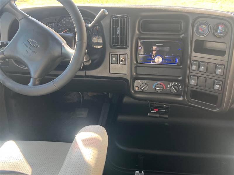 Truck Photo 13
