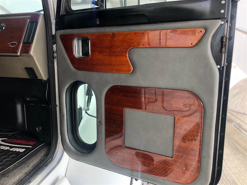 Truck Photo 14