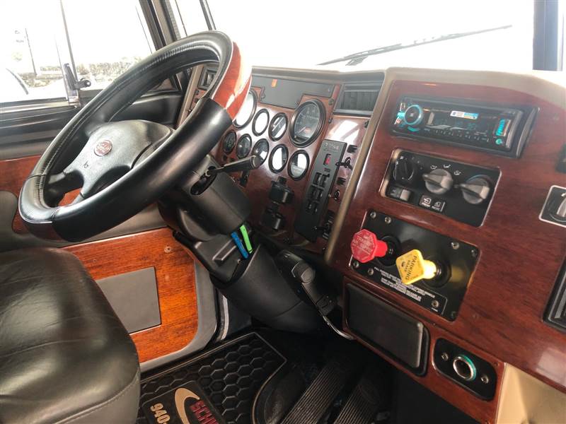 Truck Photo 10