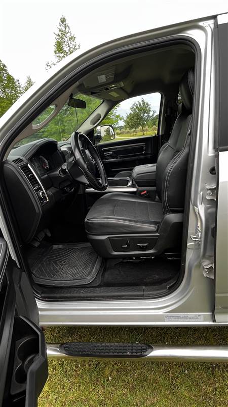 Truck Photo 19
