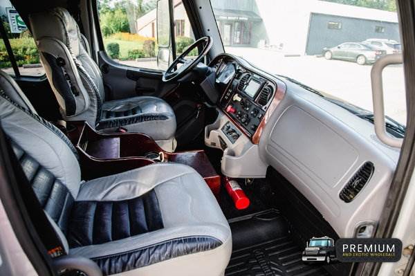 Truck Photo 16