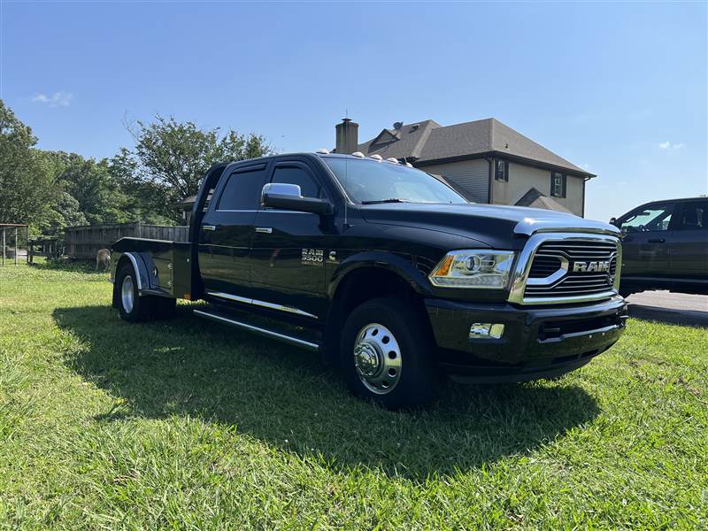 Truck Photo 3