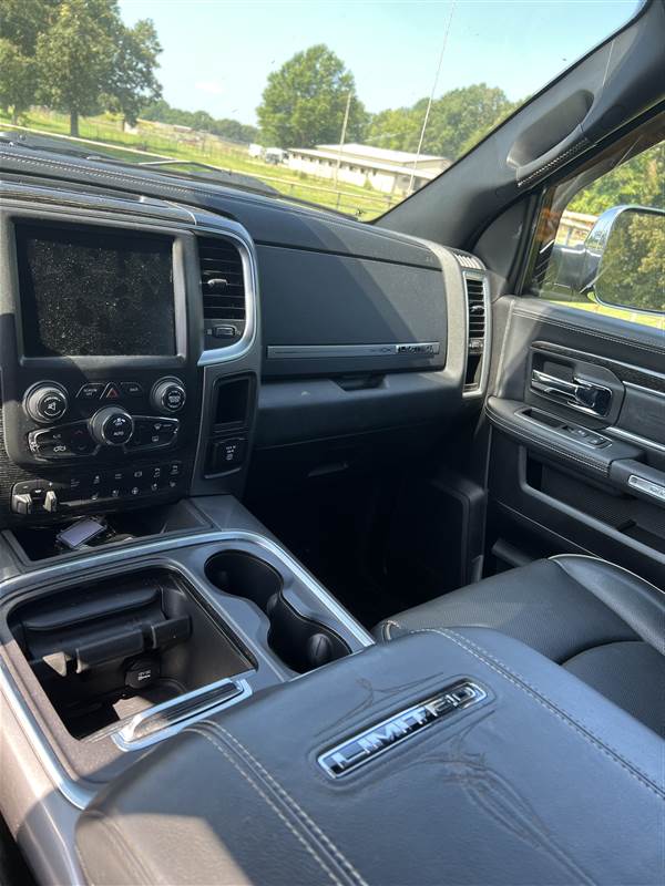 Truck Photo 9