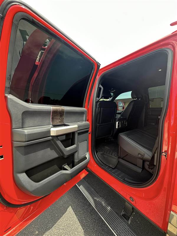 Truck Photo 9