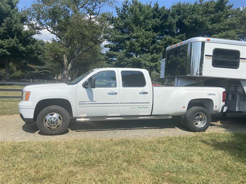 Truck Photo 3