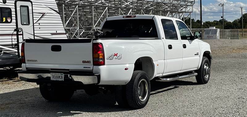Truck Photo 3