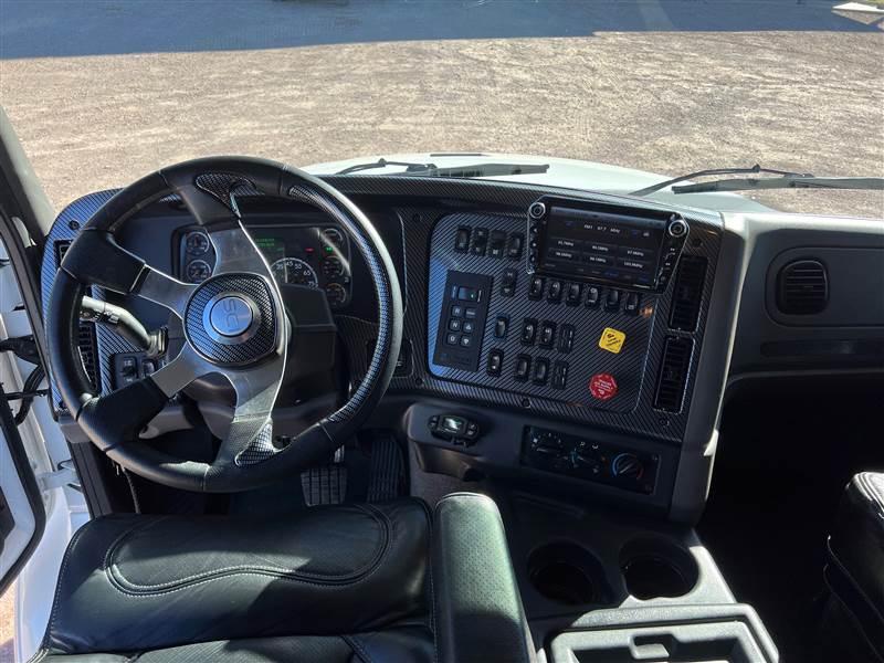 Truck Photo 13