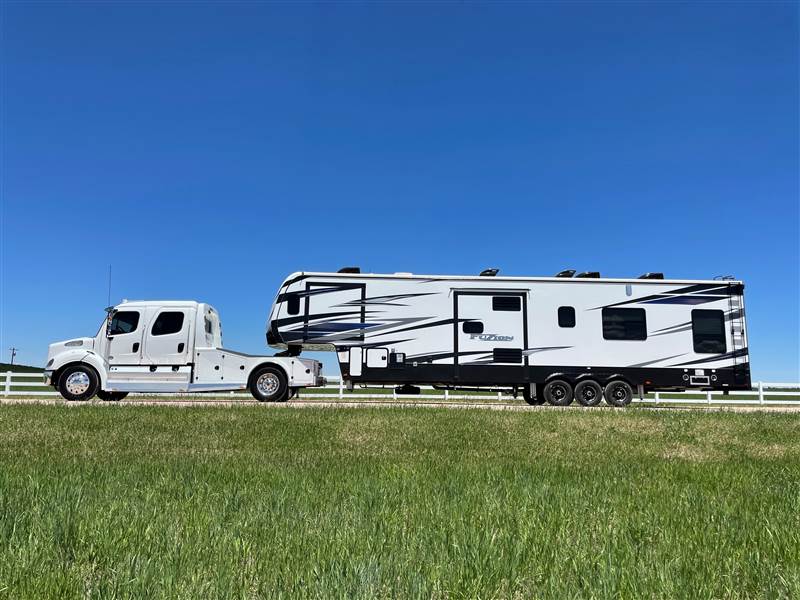 Truck Photo 15