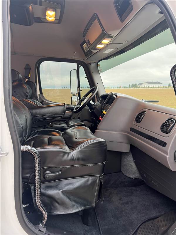 Truck Photo 11