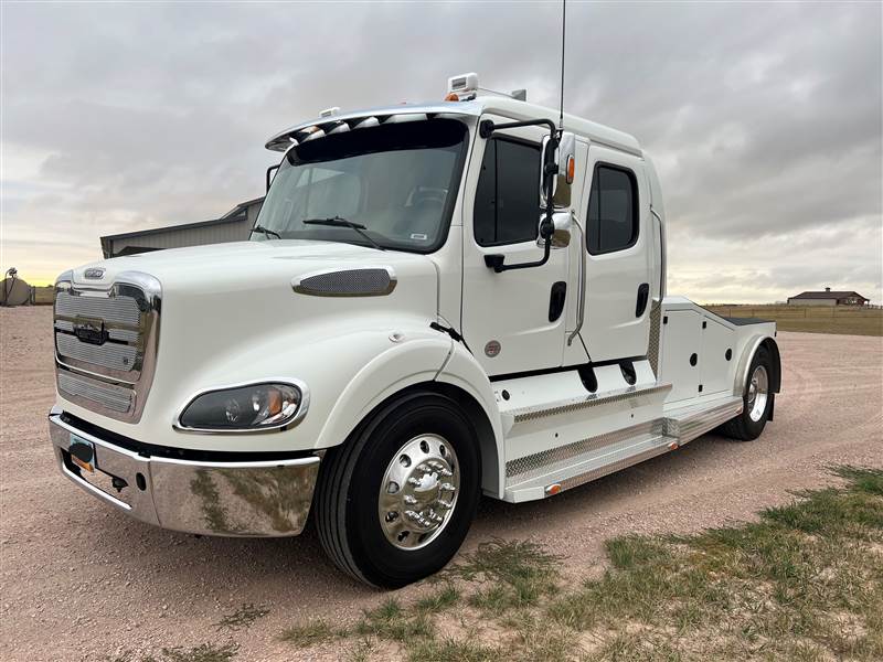 Truck Photo 4