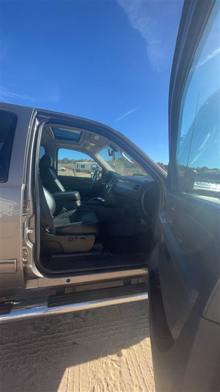 Truck Photo 8