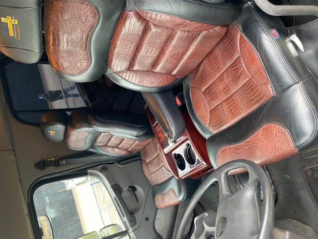 Truck Photo 6