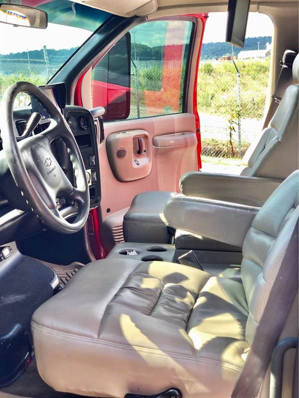 Truck Photo 13