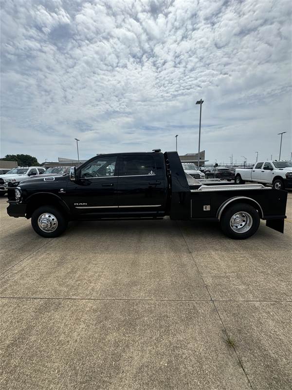 Truck Photo 5