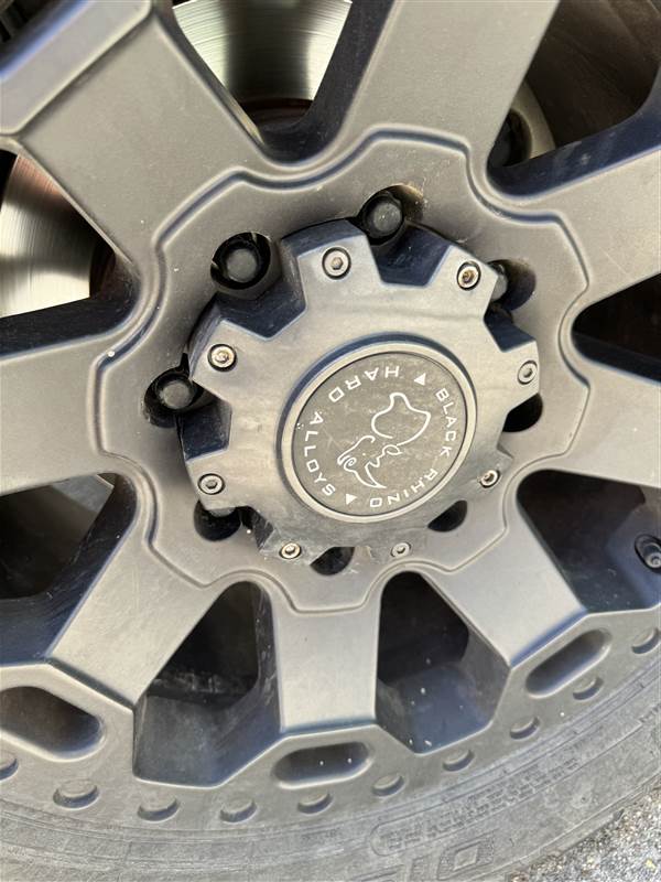 Truck Photo 8