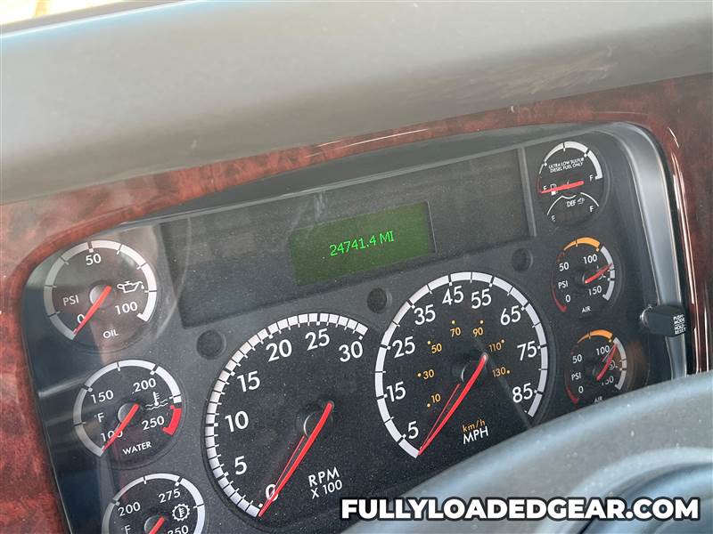 Truck Photo 5