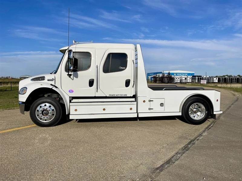 Truck Photo 9