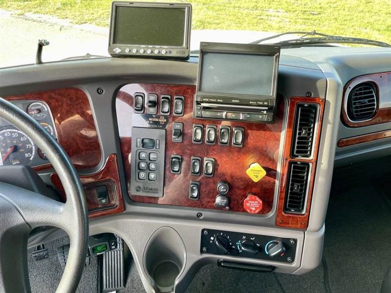 Truck Photo 21