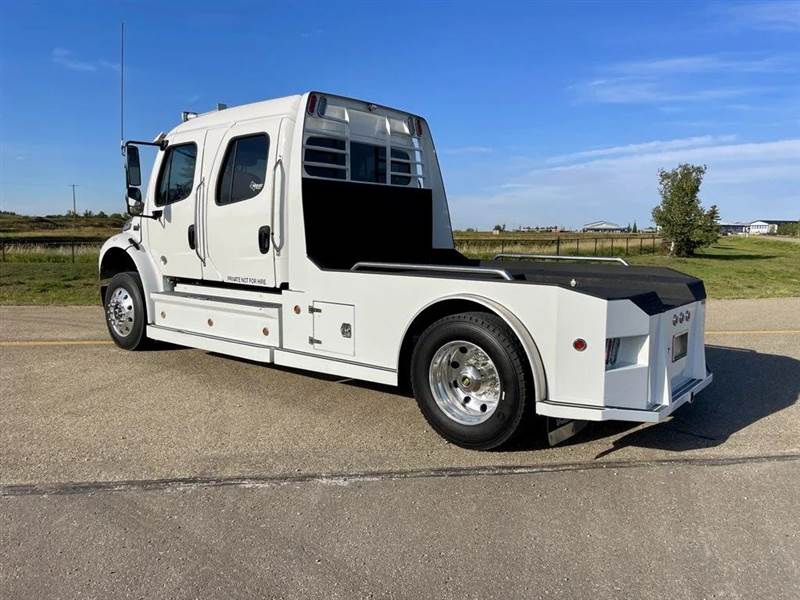 Truck Photo 8