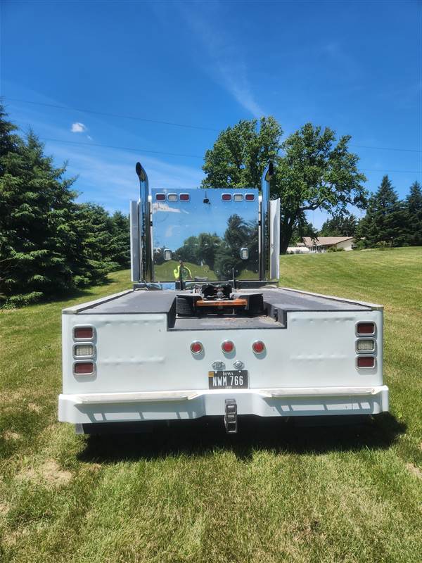 Truck Photo 6