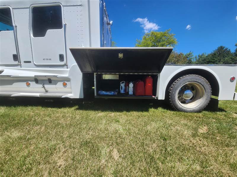 Truck Photo 7