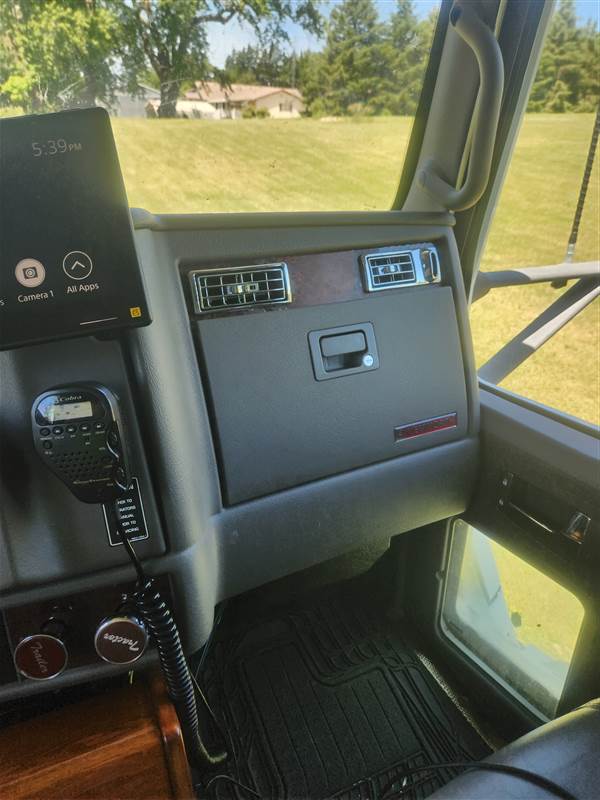 Truck Photo 18