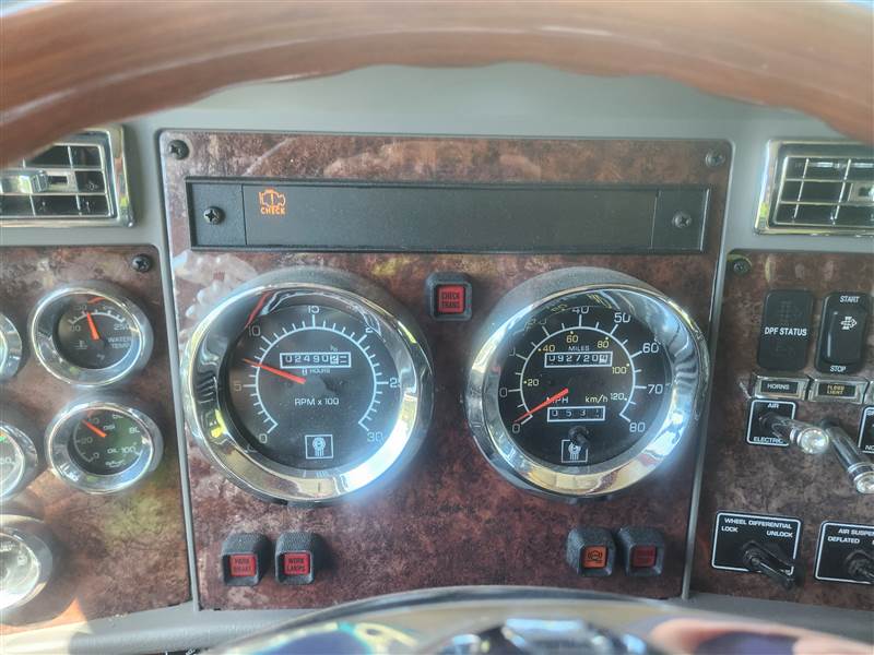 Truck Photo 15
