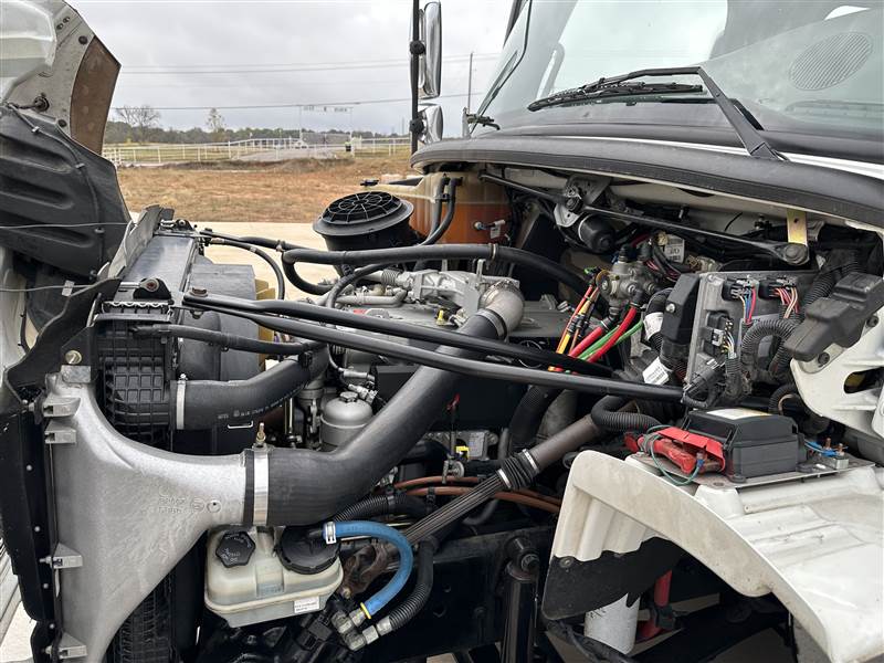 Truck Photo 24
