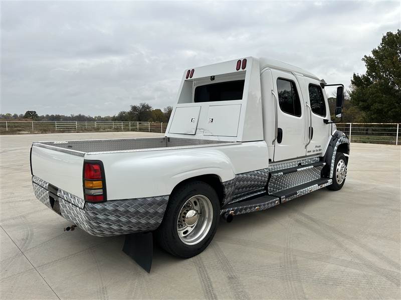 Truck Photo 5