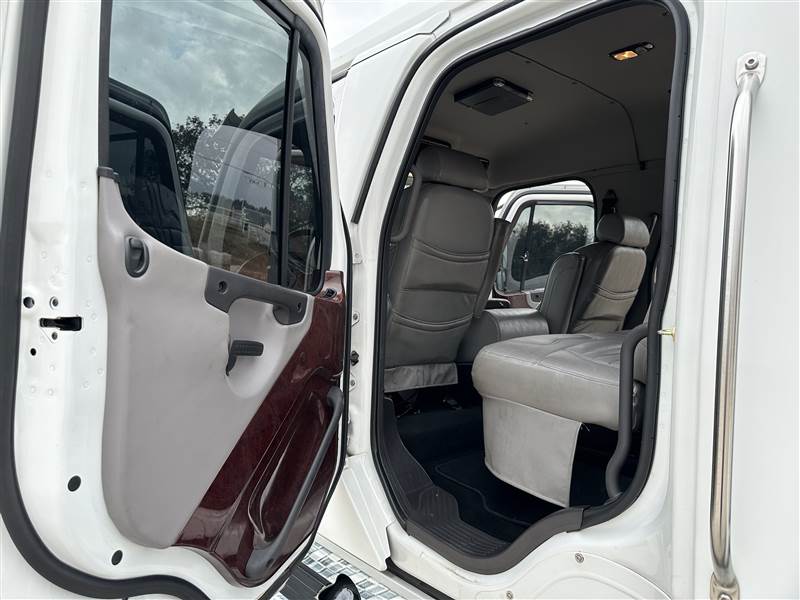Truck Photo 15