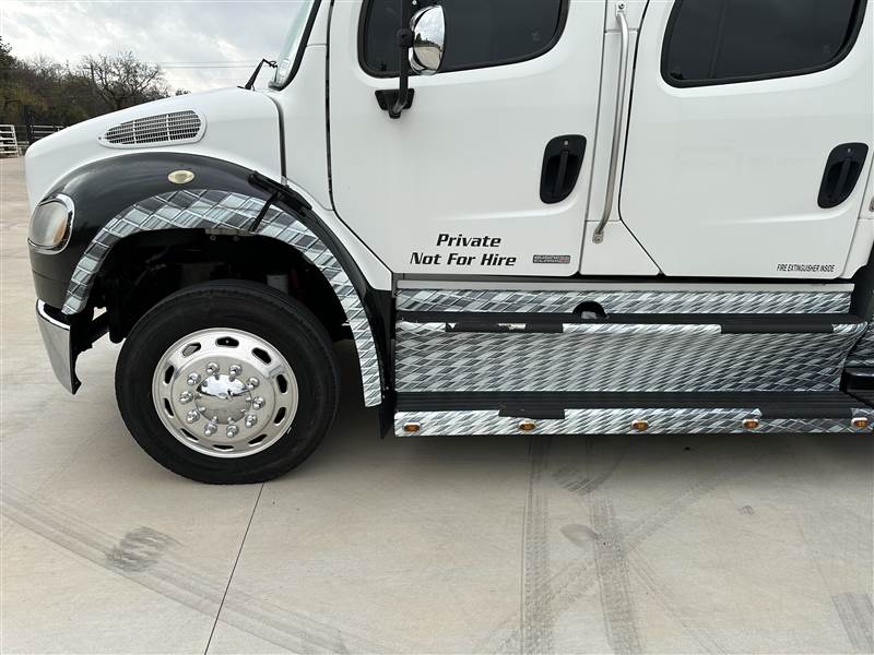 Truck Photo 12