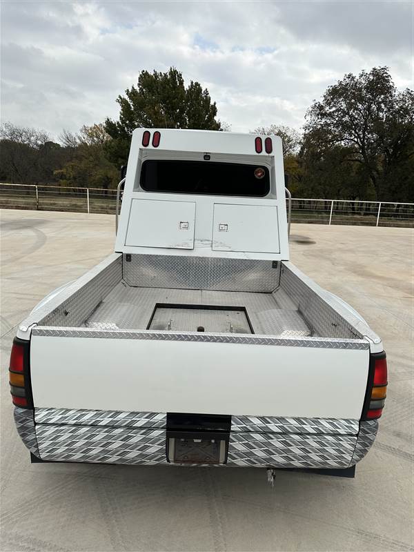 Truck Photo 8