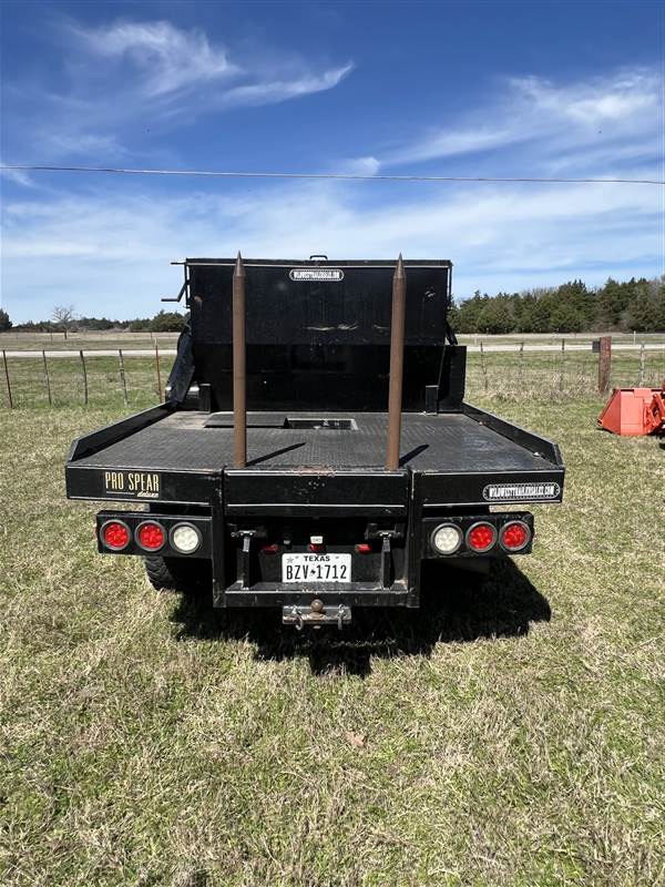 Truck Photo 3