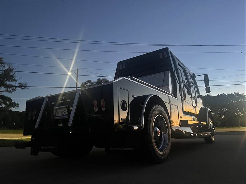 Truck Photo 13