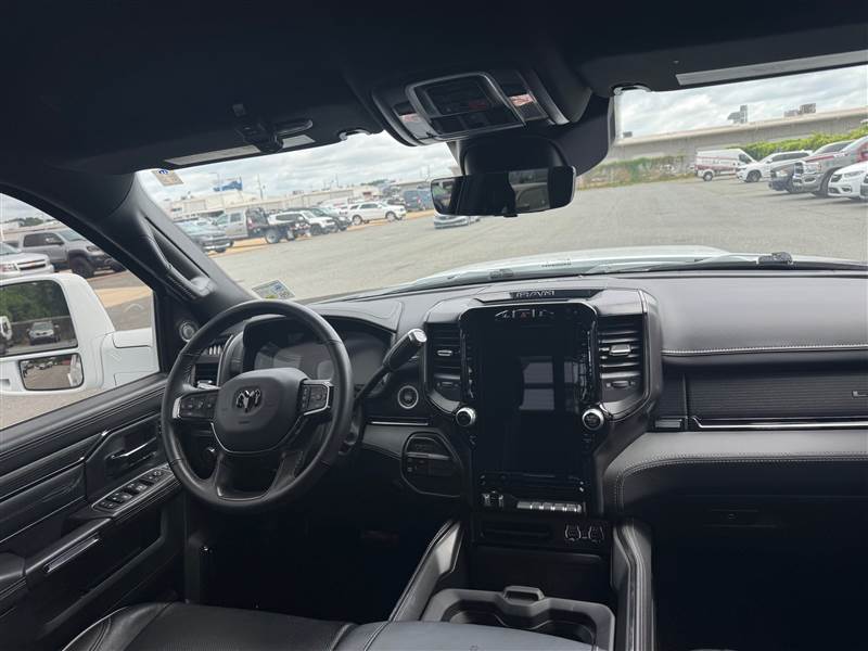 Truck Photo 13