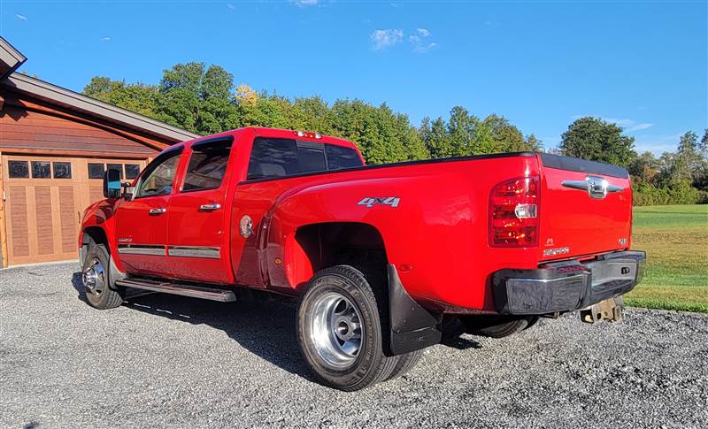 Truck Photo 9