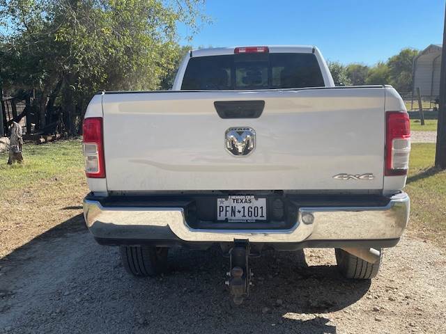 Truck Photo 4