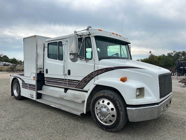 Truck Photo 3