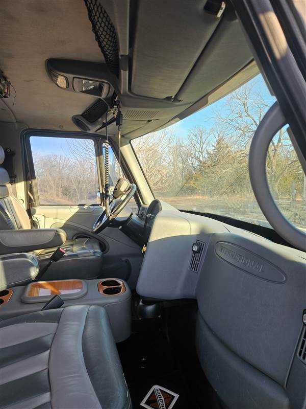 Truck Photo 8